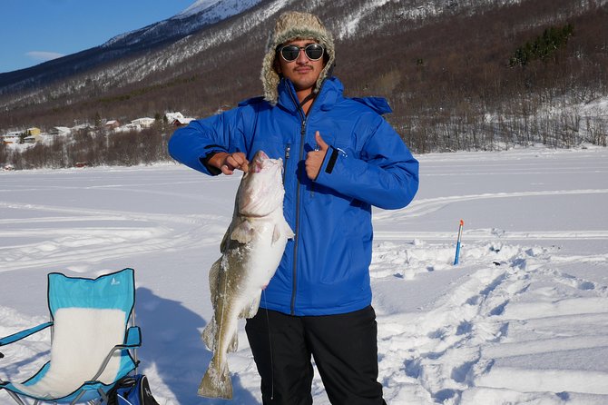 Ice Fishing On The Fjord - Key highlights at a glance