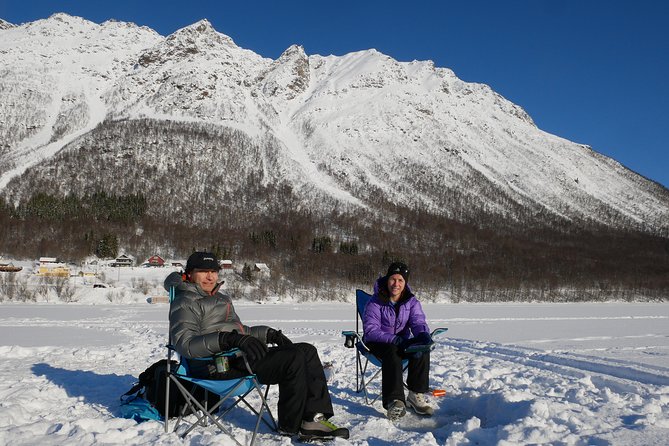 Ice Fishing On The Fjord - On the ice with Karin and Oscar: how the fishing really works