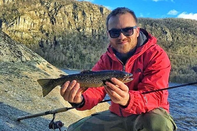 Inshore fishing in the Drangefjord - Boat-side comfort and what to plan for