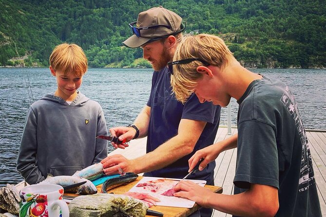 Inshore fishing in the Drangefjord - The 2.5-hour flow: from Litlandstrand to the best spots