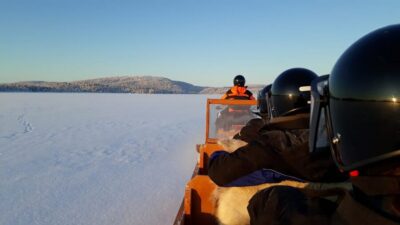 Ivalo: Ice Fishing Tour to Lake Inari, Reindeers & Lunch - The Ice Fishing Part: Rods, Worms or Maggots, and Getting Your Holes Right