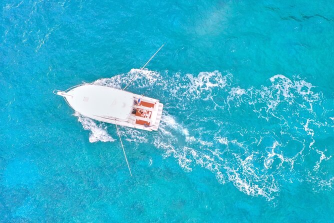 Kauai's Premier Fishing Charters - Nawiliwili at 6:00 am: a private charter that wastes less time