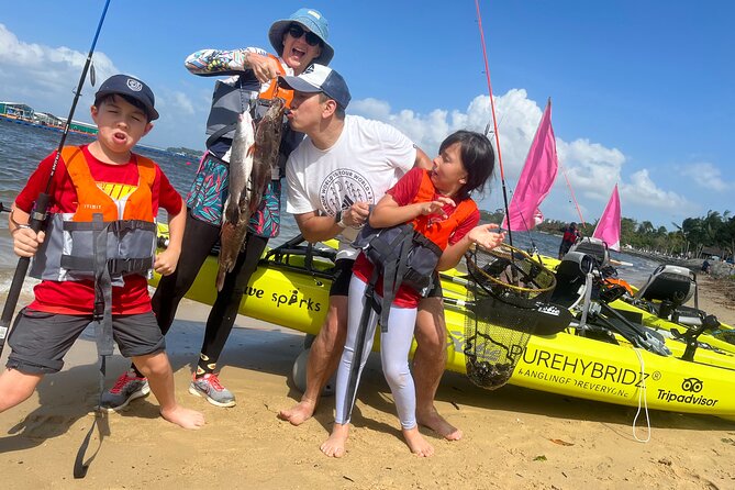 Kayak Fishing Tour in Singapore, Pasir Ris and Pulau Ubin Kelongs - The fishing lesson that actually helps you catch dinner