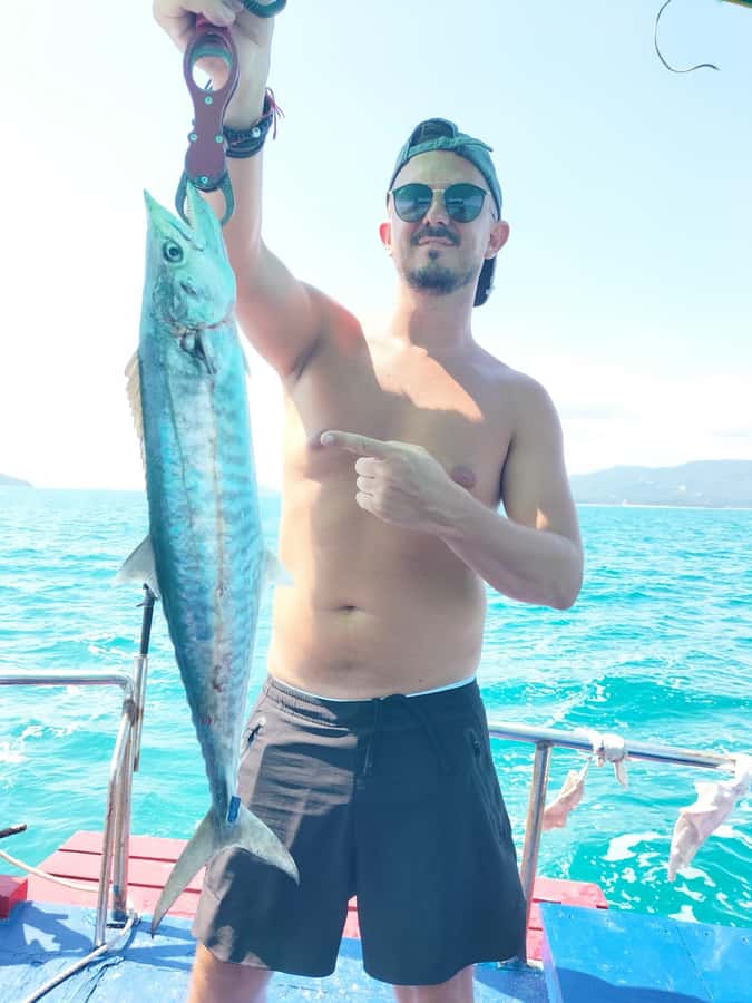 Koh Samui: Private Fishing and Snorkeling Boat Trip with BBQ - Snorkeling in the Gulf: Colorful Marine Life, Variable Visibility