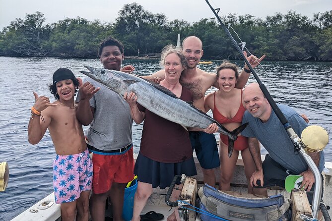 Kona - 6 Hour Private Fishing Charter Kona, Hawaii - The Boat, the Tackle, and What You Actually Need to Bring