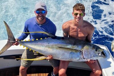 Kona Hawaii Deep Sea Fishing Escapade on the Bite Me 6 - How the Crew Sets You Up: Tackle, Ice, and Quick Line Work