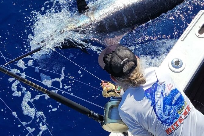 Kona Hawaii Per Person Shared Fishing with Bite Me Sportfishing - Boat Comfort and Timing: Seating, Waiting, and Seasick Reality