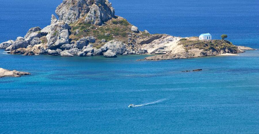 Kos: Kefalos Bay Boat Cruise with Fishing, Swimming, & Meal - Traditional Greek fishing: the lesson and the line work