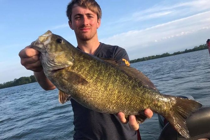Lake Erie Smallmouth Fishing Charters - Full-day fishing: lunch can be part of the rhythm