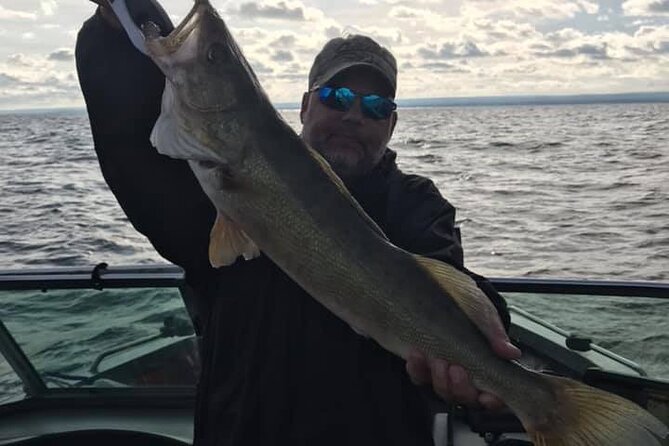 Lake Erie Walleye Fishing Charters - What’s Included vs. What You Bring: The Real Checklist