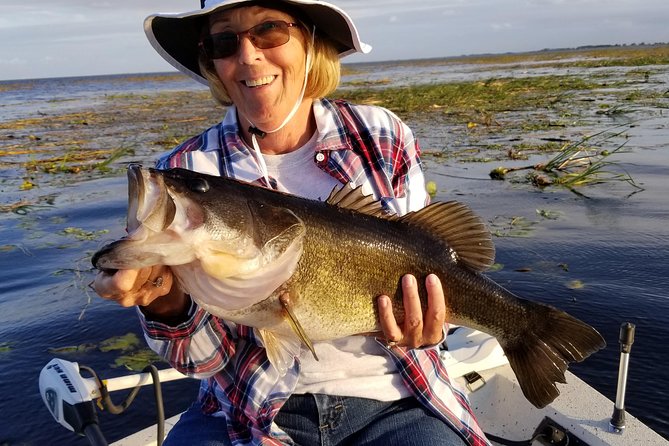 Lake Okeechobee Fishing Trip Near Fort Myers - Gear you don’t have to bring: rods, reels, and tackle that fit