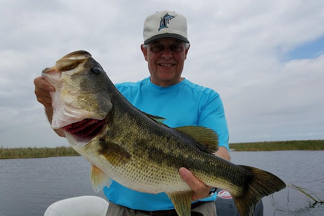 Lake Okeechobee Fishing Trips Near Palm Beach Florida - If the Bite Is Slow: How This Trip Stays Worth It
