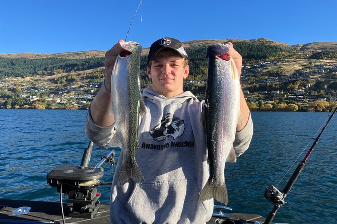 Lake Wānaka: 3 hour Fishing Adventure by Boat - Roys Peak, Mount Aspiring, and Treble Cone Views While You Fish