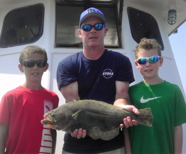 Late Riser Fishing - Onboard Comfort: Heat, AC, Restrooms, and a Snack Bar