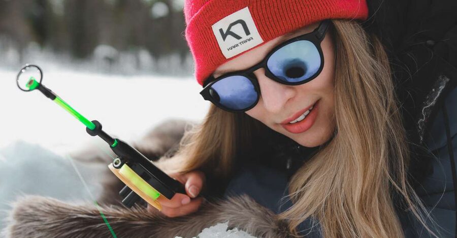 Levi: Finnish Ice Fishing Tour by Car - The Campfire Break and Hot Drinks: Why Waiting Can Be the Point
