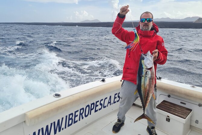 Macaronesia Charter Fishing in Lanzarote (Canary Islands) - What makes the crew’s help different from “just watch”