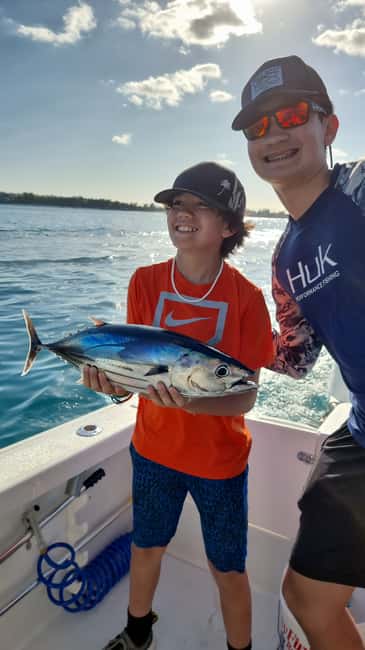 Nassau: Sport-fishing private charter . - What you might catch, and what you can keep