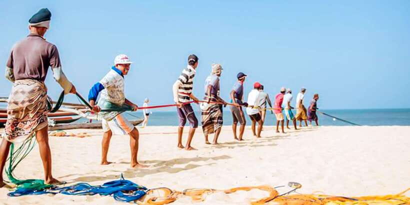 Negombo: Fishing Village Highlights Private Tour by Tuk Tuk - Pickup in Negombo or Waikkal: How the Tour Starts