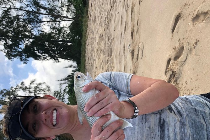 North Shore Tour Guide Shoreline Fishing - Family-friendly fishing on Oahu: learning without turning it into homework