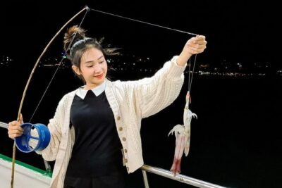 Phu Quoc: Sunset and Squid Fishing Boat Tour with Dinner - The sunset cruise: what the 4-hour timing is really about