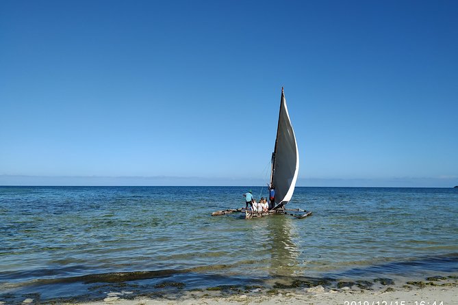 Pongwe Dhow fishing - What you actually learn: sailing skills you can use