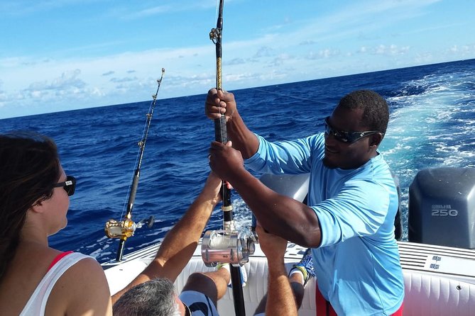 Private 6hr Deep Sea Fishing Charter on "Angler Management" - Timing on the water: an 8:00 am start with a clear 6-hour rhythm