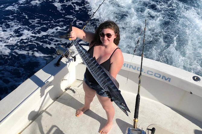 Private 6hr Deep Sea Fishing Charter on "Angler Management" - How the charter fishes: wall-trolling with a multi-line spread