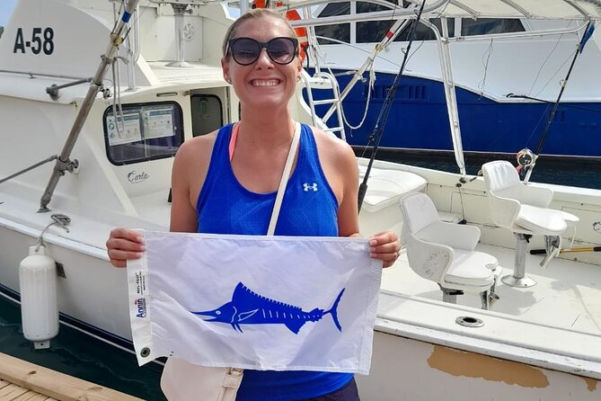 Private Afternoon Fishing Charter in Aruba - Getting on board at Oranjestad’s Renaissance Marina area