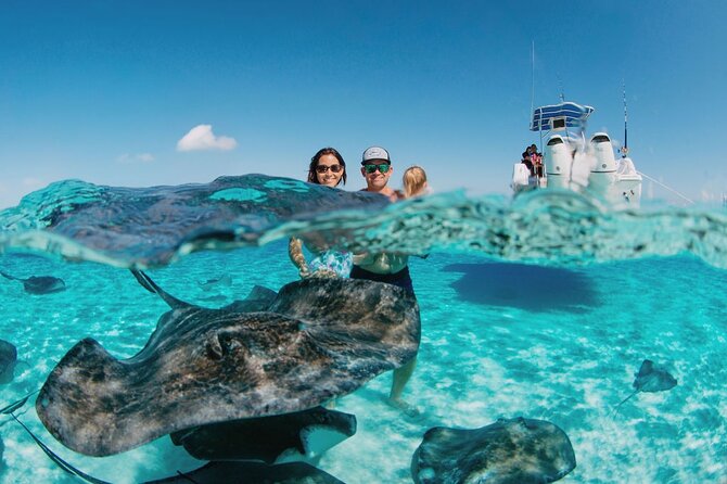Private Charter Reef fishing, Stingray City, Snorkel, Mangroves - Reef Fishing in Grand Cayman (2.5 hours): Time on the Water That Pays Off