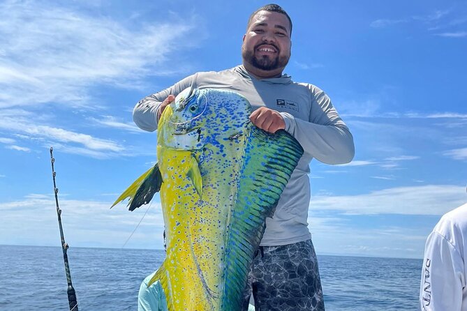 Private Fishing for Lunch Experience in Vallarta Bay - The Shoreline Moment: Handling Wildlife With Care
