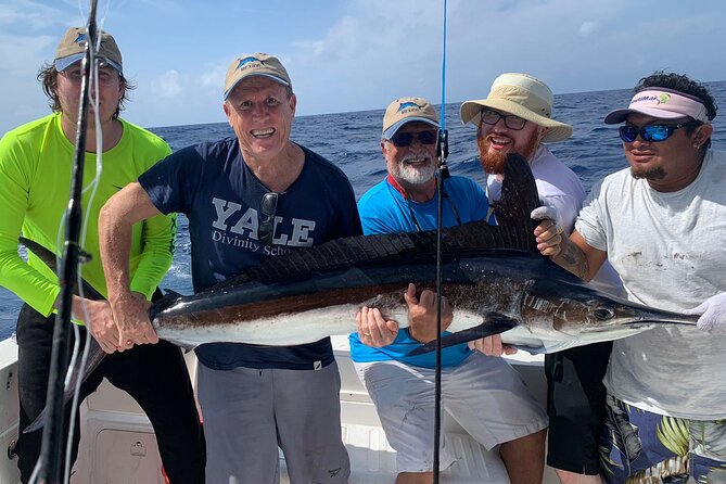 Private Fishing Tour in Yacht Playa del Carmen - The 4-hour plan: trolling, targeted fishing grounds, and downtime that doesn’t waste your morning