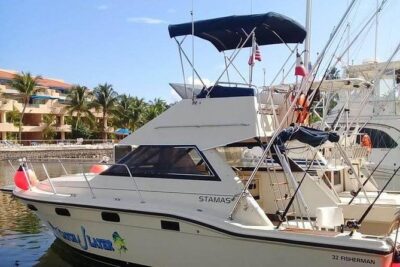 Private Fishing Tour in Yacht Playa del Carmen - What you really get for the money (and why it can be worth it)