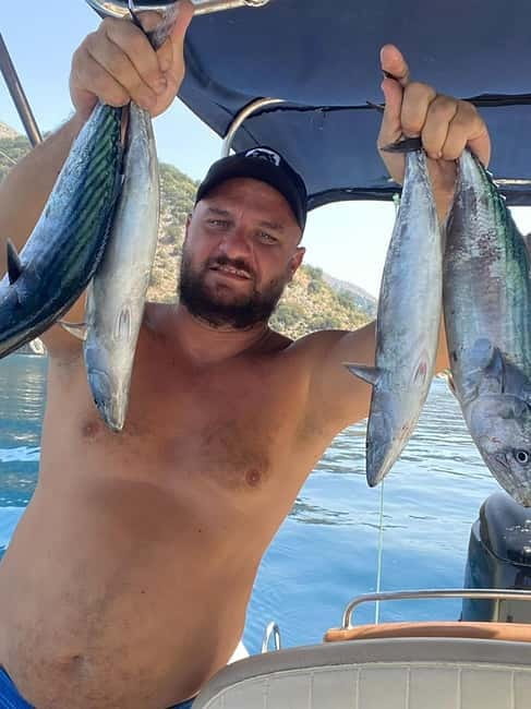 Private Fishing Tour - Pelagic Boat Tours in Saranda - Private pelagic fishing in Saranda’s Vlorë County: what you’re really buying
