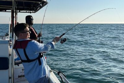 Private Game Fishing Trip with Sightseeing in Muscat - Fishing game plan: trolling first, then light tackle