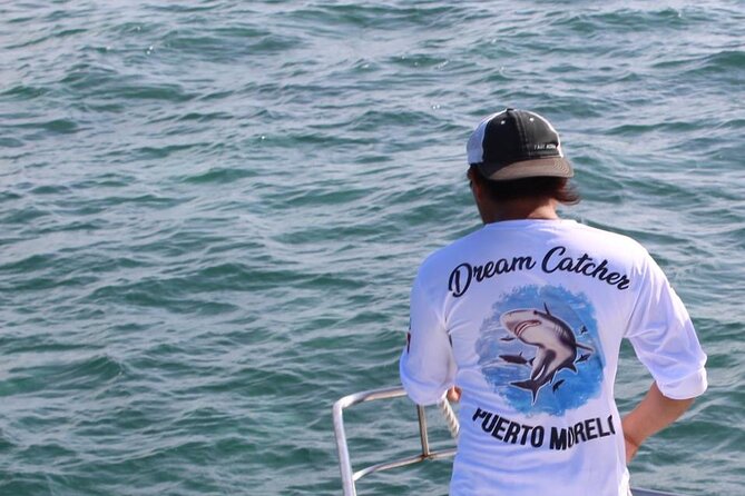 Private Half-Day Fishing Experience in Puerto Morelos - Comfort and Conditions: Engine Noise, Diesel Smell, and Choppy Water