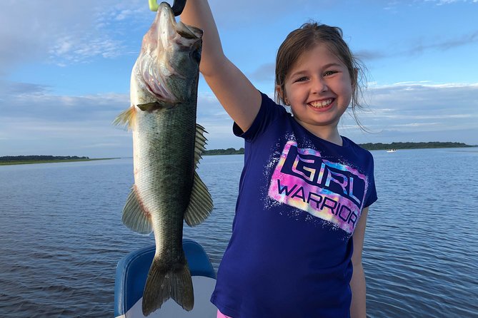 Private Lake Tohopekaliga Fishing Charter near Orlando - The Boat, the Captain, and the Gear Setup That Makes Fishing Easier