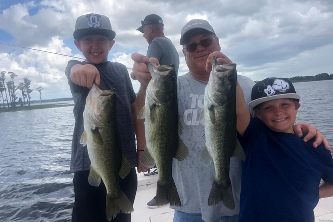 Private Orlando Fishing Charter on Butler Chain of Lakes (4, 6, 8, or 12-Hours) - The 21-foot boat setup: gear, tackle, and safety handled