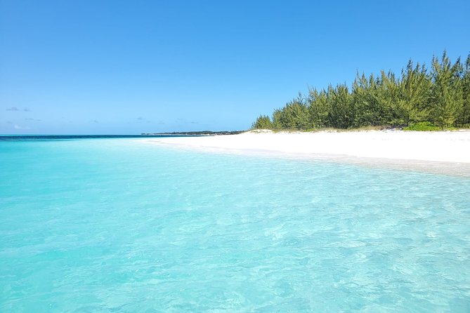 Private Snorkeling or Fishing in Nassau - 55ft Cocorijo - Rose Island and Footprints Beach Bar: The Extra Cost That Makes the Day