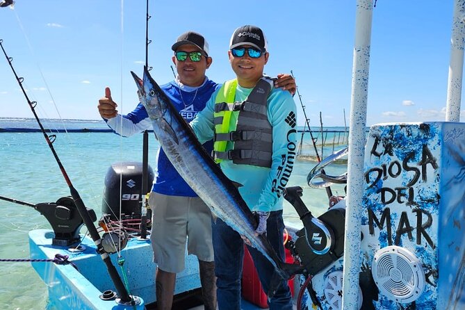 Private sport fishing in costa maya, mahahual 4 hrs - When the sea is rough: rain, reef fishing, or a refund that actually happens
