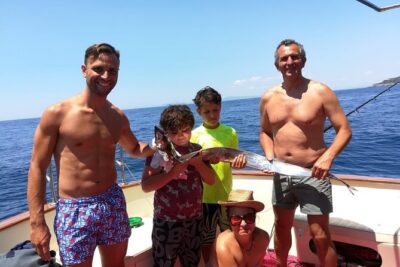 Private tour with fishing, tour of Capri and lunch on board - Coast cruise with legends along Massa Lubrense