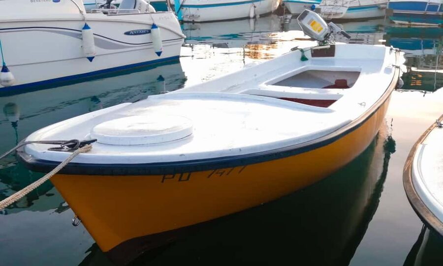 Pula: Private Boat Fishing Trip with Local Fisherman - Meeting at Port Delfin, Parking at Port Bunarina