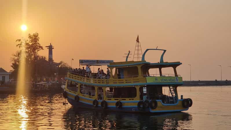 RedRiverTours - Enjoying Sunset & Night Squid Fishing - Key things to know before you go