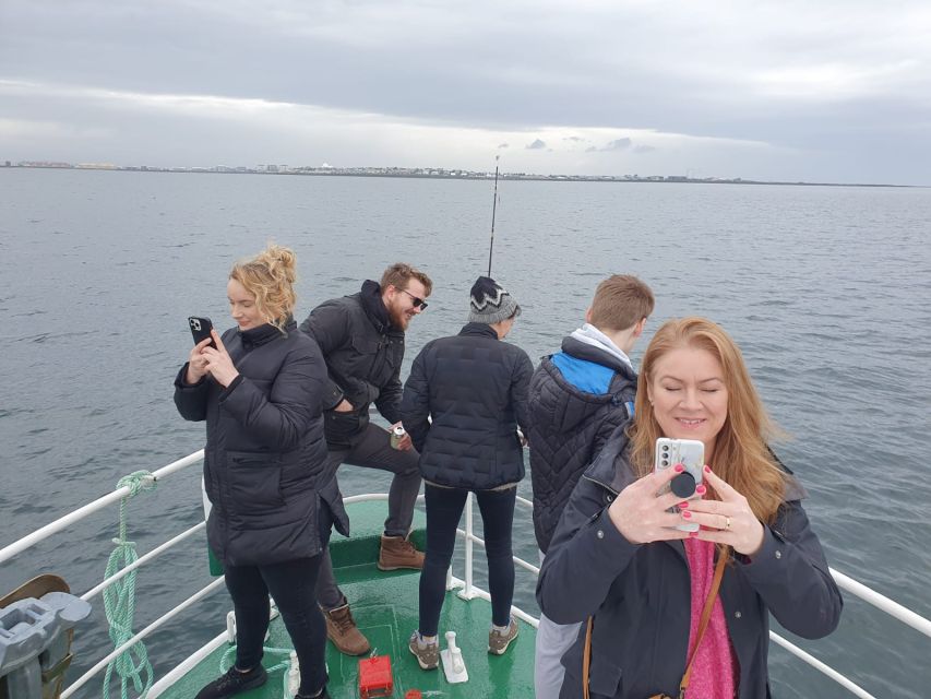 Reykjavik's Finest Catch: Guided Sea Angling Tour - The 25-Minute Cruise in Faxaflói Bay: Quick Views, Real Sea Time