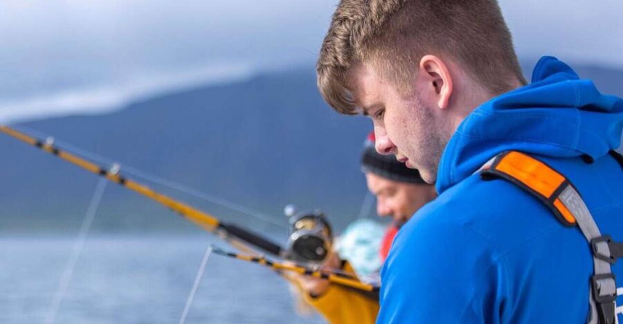 Reykjavik: Sea Fishing Boat Tour & BBQ with the Day's Catch - Faxaflói Bay Fishing Grounds: Cod, Halibut, Haddock, and More