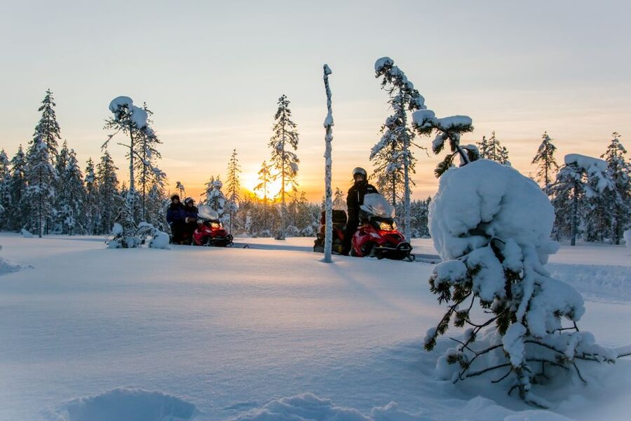 Rovaniemi: Snowmobile and Ice Fishing Adventure with Lunch - Key Things That Make This Adventure Work