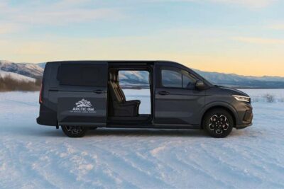 Rovaniemi: Summer & Autumn Fishing Tour in Lapland & BBQ - The 2025 Ford Tourneo 4×4 Van: Comfort That Makes the Day Easier
