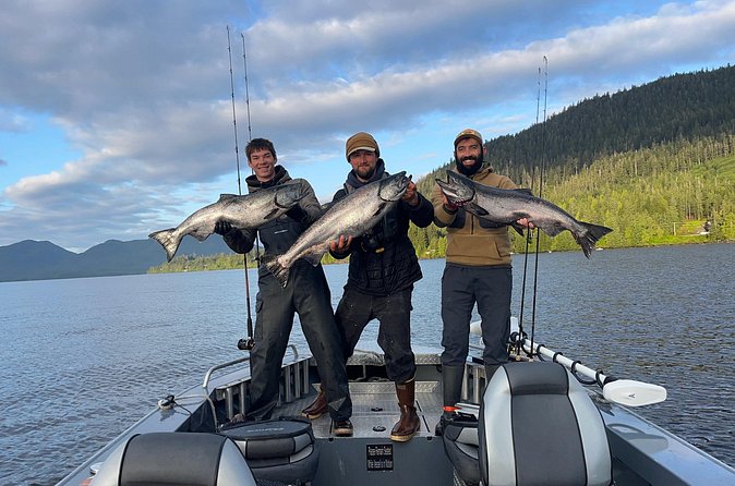 Salmon Fishing in the Salmon Capital of the World - What to wear and how to mentally prepare