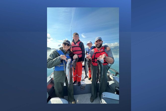 Salmon Fishing in the Salmon Capital of the World - Where to meet at cruise dock: find your guide at the gangway