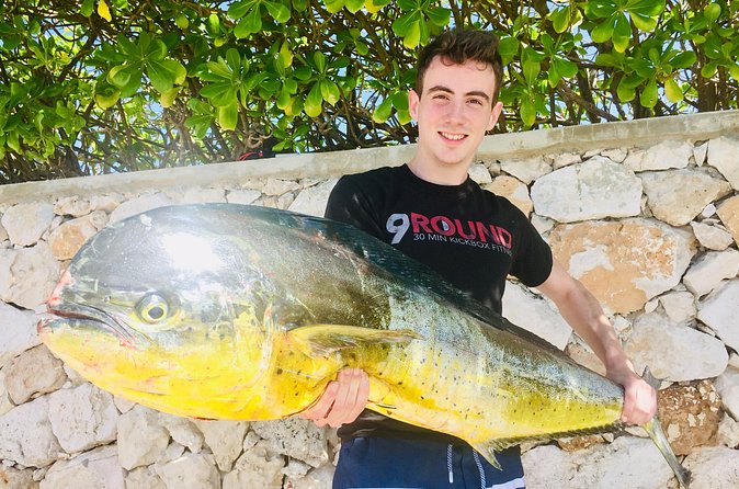 Santa Elena Fishing Charters in Punta Cana - Safety and crew guidance: the difference between a trip and a lesson