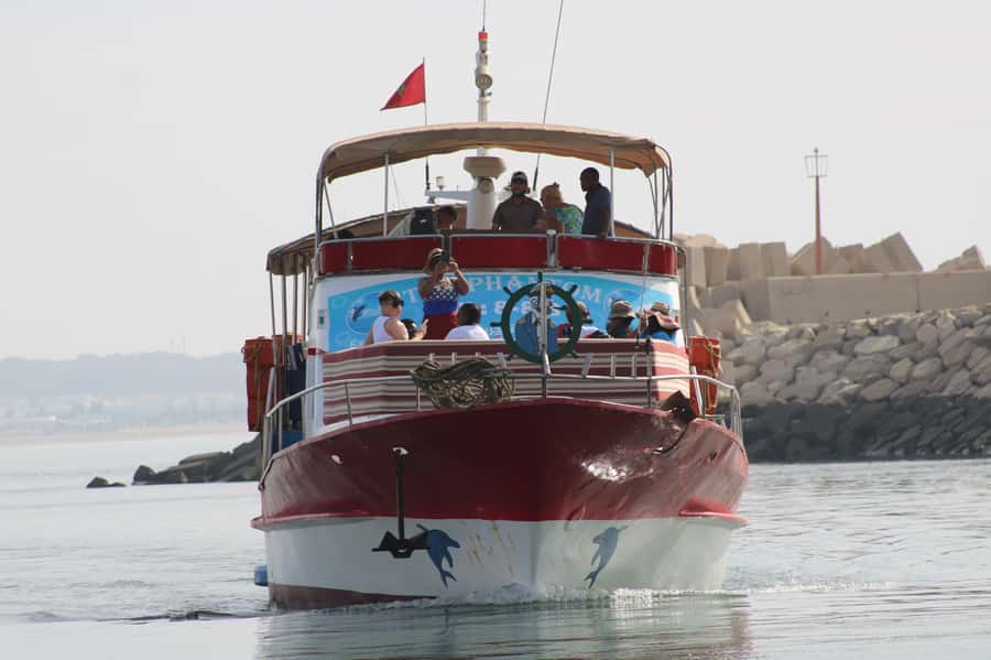 Sea excursion with BBQ, fishing, and swimming - Who this trip is for (and who should look elsewhere)